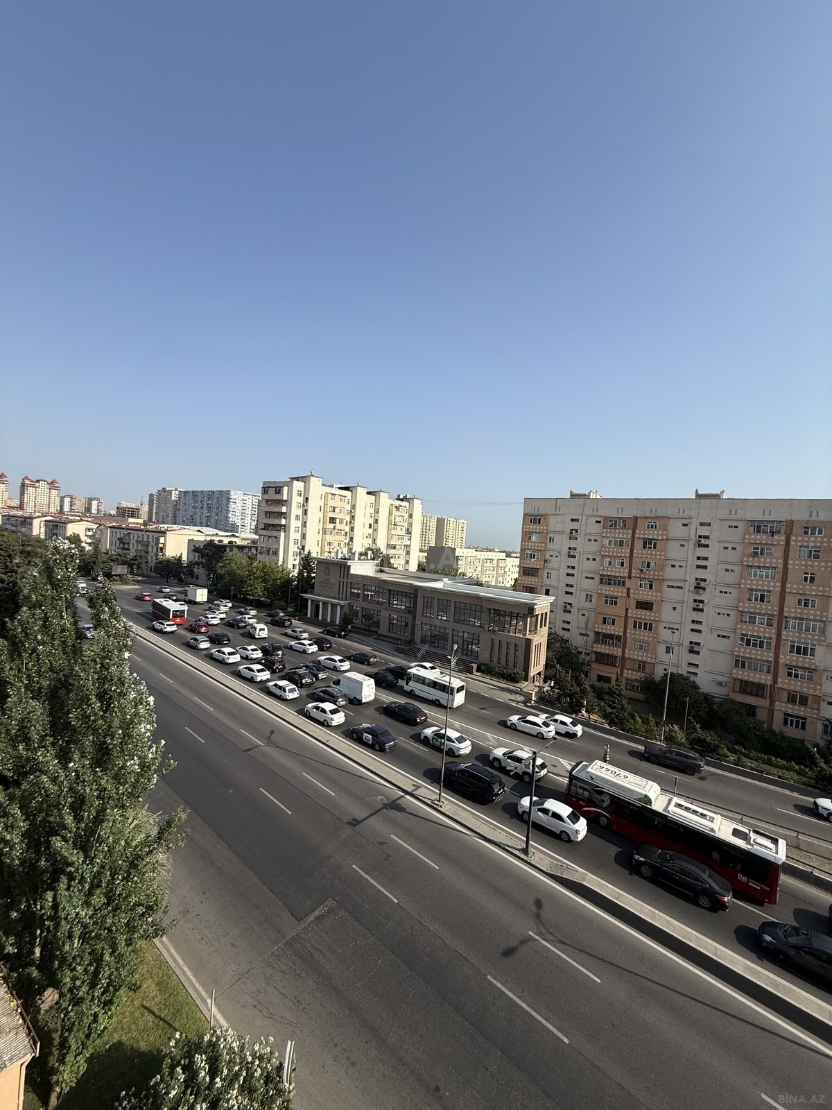 4 otaqlı, 110.0 m², Koroğlu