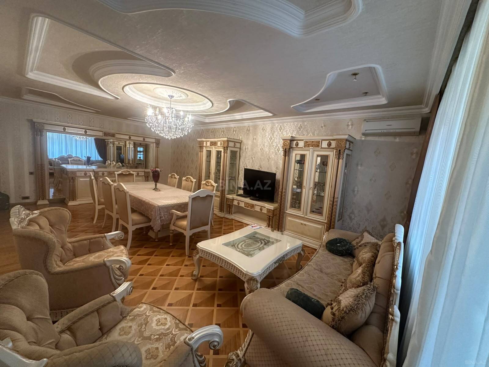 4-комн. квартира на продажу, 28 Мая, Баку