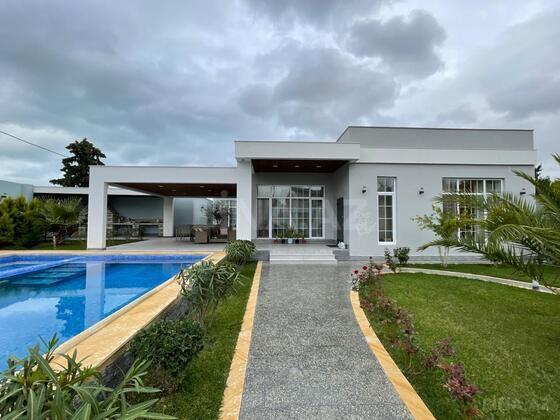 4 otaqlı Həyət evi/Bağ evi, Mərdəkan q., Bakı