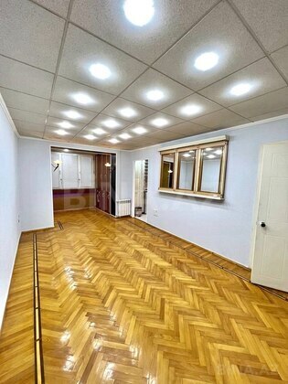 3-комн. вторичка - м. Иншаатчылар - 70 м² (1)