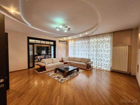 5 otaqlı Yeni tikili, 8 Noyabr m., Bakı