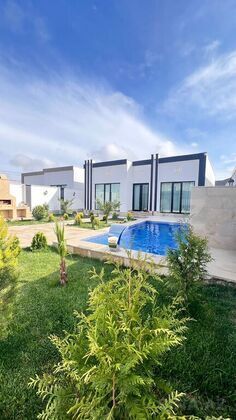 4 otaqlı Həyət evi/Bağ evi, Mərdəkan q., Bakı