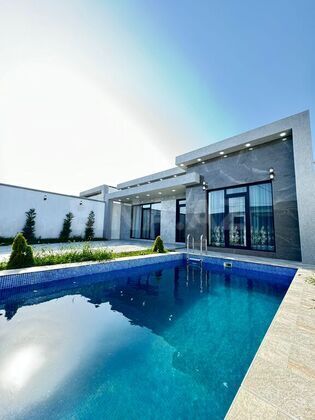 4 otaqlı Həyət evi/Bağ evi, Mərdəkan q., Bakı