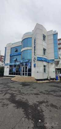 5 otaqlı Ofis, Qəbələ