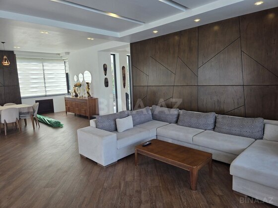 6 otaqlı Həyət evi/Bağ evi, Buzovna q., Bakı