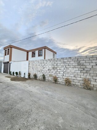 4 otaqlı Həyət evi/Bağ evi, Şüvəlan q., Bakı