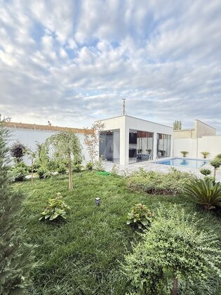 4 otaqlı Həyət evi/Bağ evi, Şüvəlan q., Bakı
