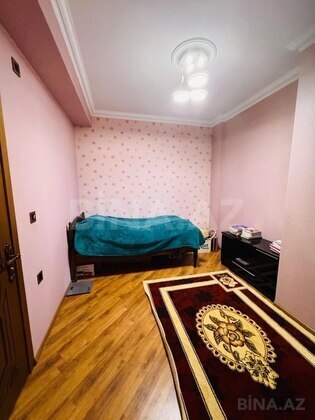 4 otaqlı Yeni tikili, Xalqlar Dostluğu m., Bakı