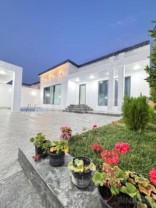 4 otaqlı Həyət evi/Bağ evi, Şüvəlan q., Bakı