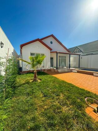 4 otaqlı Həyət evi/Bağ evi, Mərdəkan q., Bakı