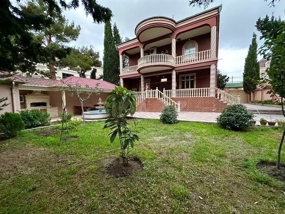 5 otaqlı Həyət evi/Bağ evi, Bakıxanov q., Bakı