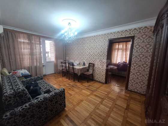 2 otaqlı Köhnə tikili, Elmlər Akademiyası m., Bakı