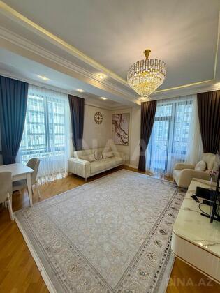 3 otaqlı Yeni tikili, Şah İsmayıl Xətai m., Bakı