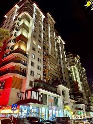 3 otaqlı Yeni tikili, Qara Qarayev m., Bakı