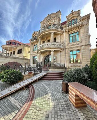 7 otaqlı Həyət evi/Bağ evi, Nizami r., Bakı