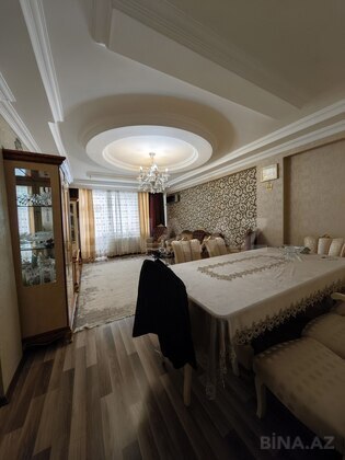 3 otaqlı Yeni tikili, Bakıxanov q., Bakı