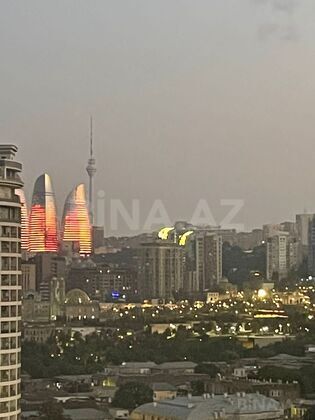 3 otaqlı, 133.0 m², Nizami
