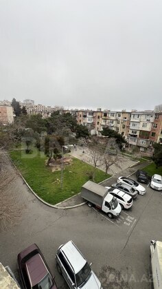 2 otaqlı Köhnə tikili, Memar Əcəmi m., Bakı