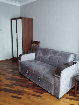 3 otaqlı Köhnə tikili, Həzi Aslanov m., Bakı