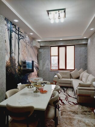 2 otaqlı Yeni tikili, Qara Qarayev m., Bakı