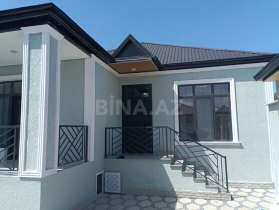 4 otaqlı, 130.0 m², Binə