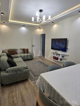 3 otaqlı Köhnə tikili, Həzi Aslanov m., Bakı