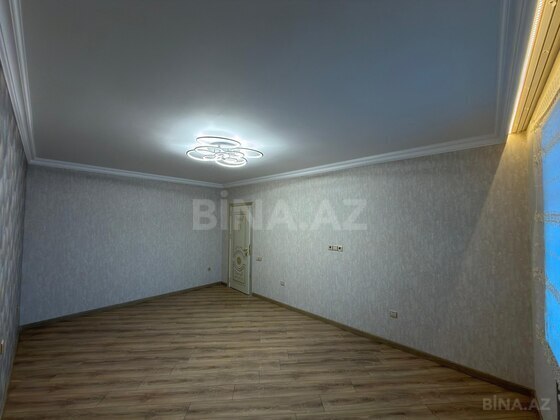 4 otaqlı Köhnə tikili, Xalqlar Dostluğu m., Bakı