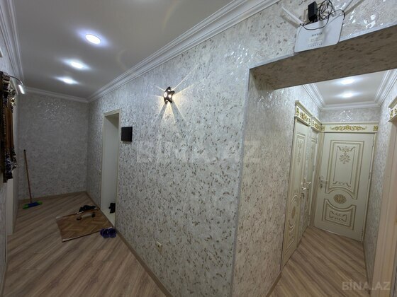 4 otaqlı Köhnə tikili, Xalqlar Dostluğu m., Bakı