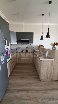 3 otaqlı Yeni tikili, 8 Noyabr m., Bakı