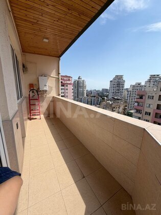 3 otaqlı Yeni tikili, 8 Noyabr m., Bakı