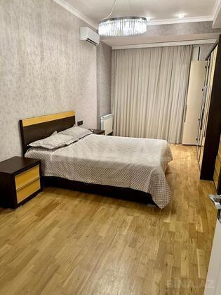 3 otaqlı Yeni tikili, 28 May m., Bakı