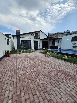 4 otaqlı Həyət evi/Bağ evi, Mərdəkan q., Bakı
