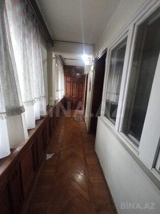 4 otaqlı Köhnə tikili, Gənclik m., Bakı