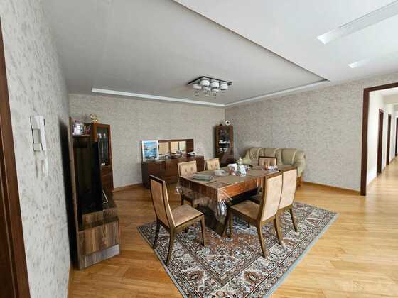 6 otaqlı Həyət evi/Bağ evi, Qusar