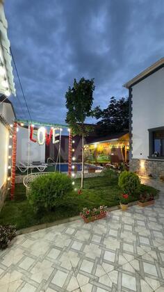 5 otaqlı Həyət evi/Bağ evi, Qəbələ
