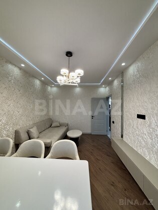 3 otaqlı Köhnə tikili, Əhmədli m., Bakı