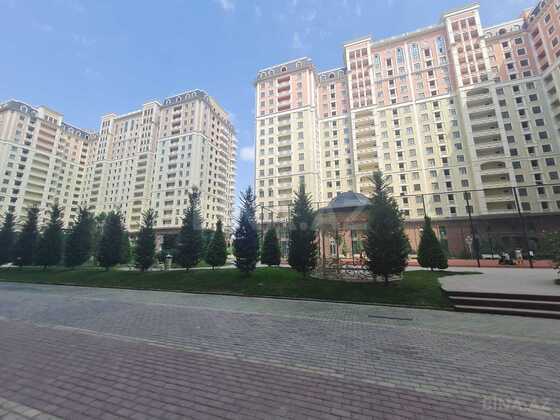 4 otaqlı Yeni tikili, Elmlər Akademiyası m., Bakı
