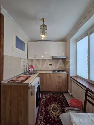 1 otaqlı Köhnə tikili, Şah İsmayıl Xətai m., Bakı