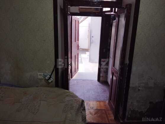 1 otaqlı Köhnə tikili, Nizami m., Bakı