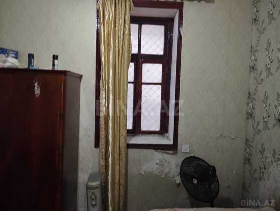 1 otaqlı Köhnə tikili, Nizami m., Bakı