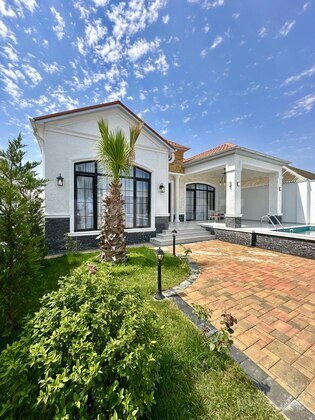 5 otaqlı Həyət evi/Bağ evi, Mərdəkan q., Bakı