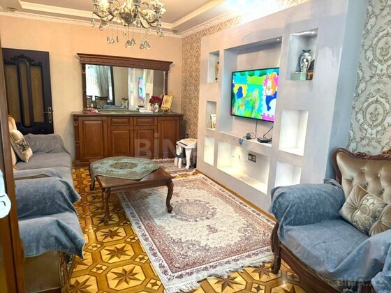 3 otaqlı Köhnə tikili, Gənclik m., Bakı
