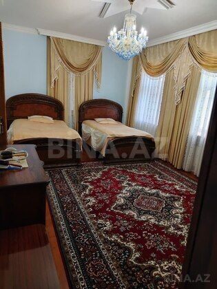7 otaqlı Həyət evi/Bağ evi, Gəncə