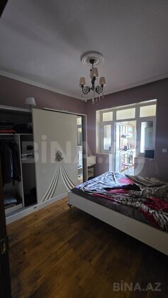 3 otaqlı Köhnə tikili, Yeni Suraxanı q., Bakı