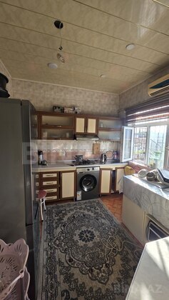 3 otaqlı Köhnə tikili, Yeni Suraxanı q., Bakı