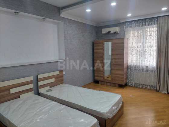 3 otaqlı Yeni tikili, Şah İsmayıl Xətai m., Bakı