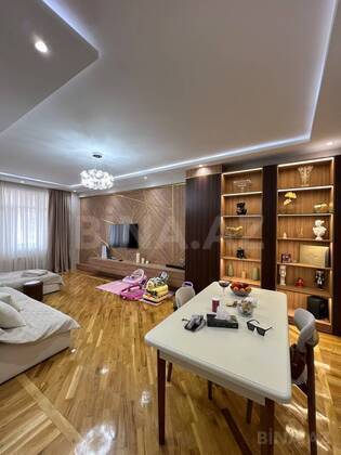 3 otaqlı Yeni tikili, Həzi Aslanov m., Bakı
