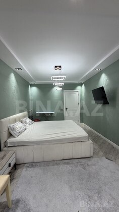 5 otaqlı Köhnə tikili, Bakıxanov q., Bakı