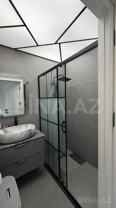 5 otaqlı Köhnə tikili, Bakıxanov q., Bakı