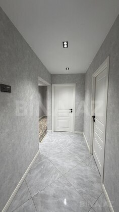 5 otaqlı Köhnə tikili, Bakıxanov q., Bakı